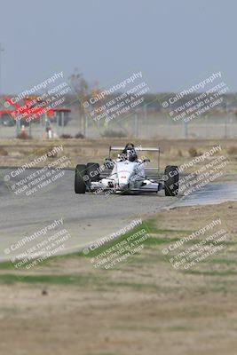 media/Oct-25-2025-CalClub SCCA (Sat) [[34c778dfbe]]/Group 3/Qualifying/